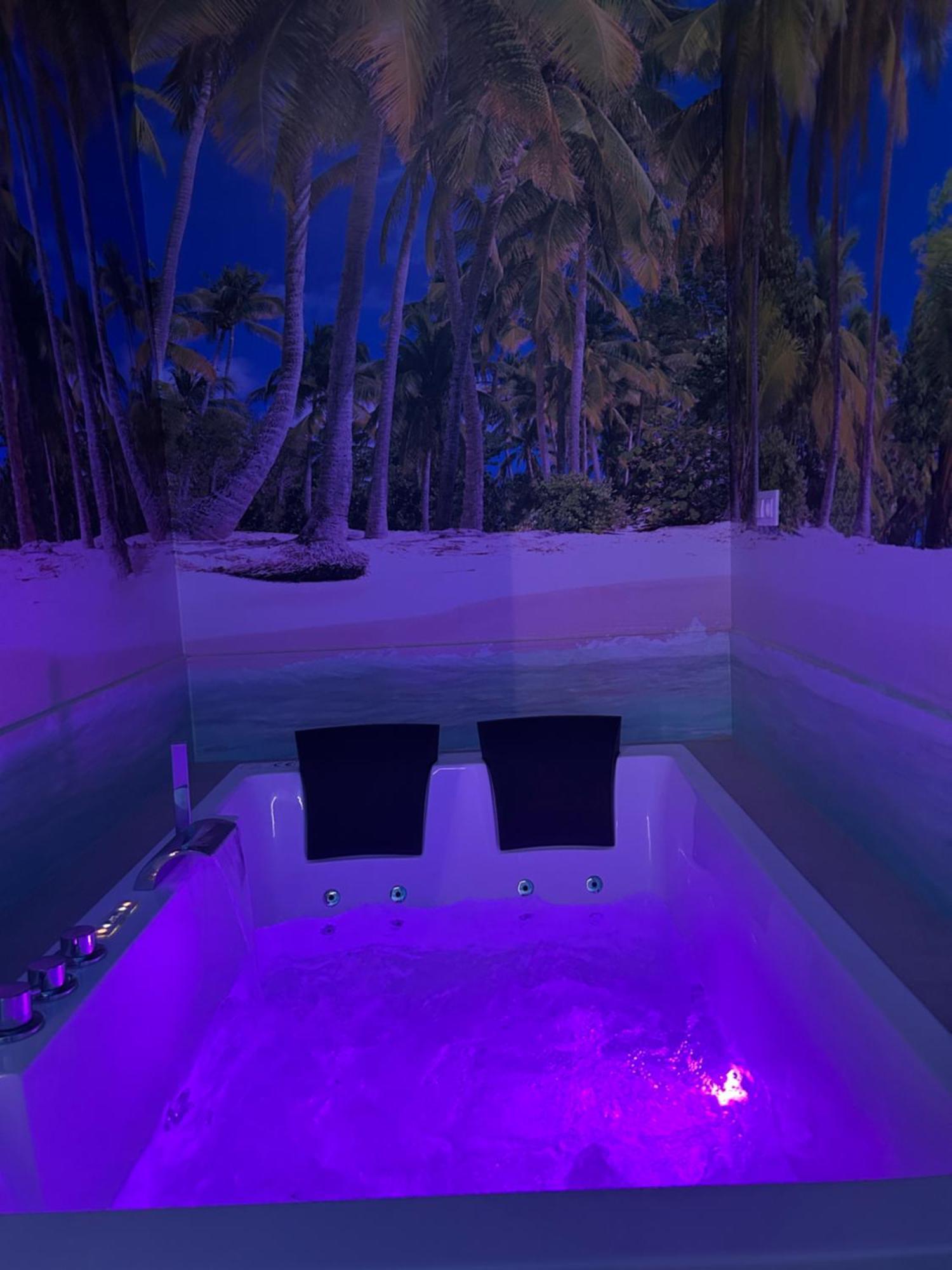 Habitacion Con Jacuzzi Y Bano Privado Madrid Exteriör bild