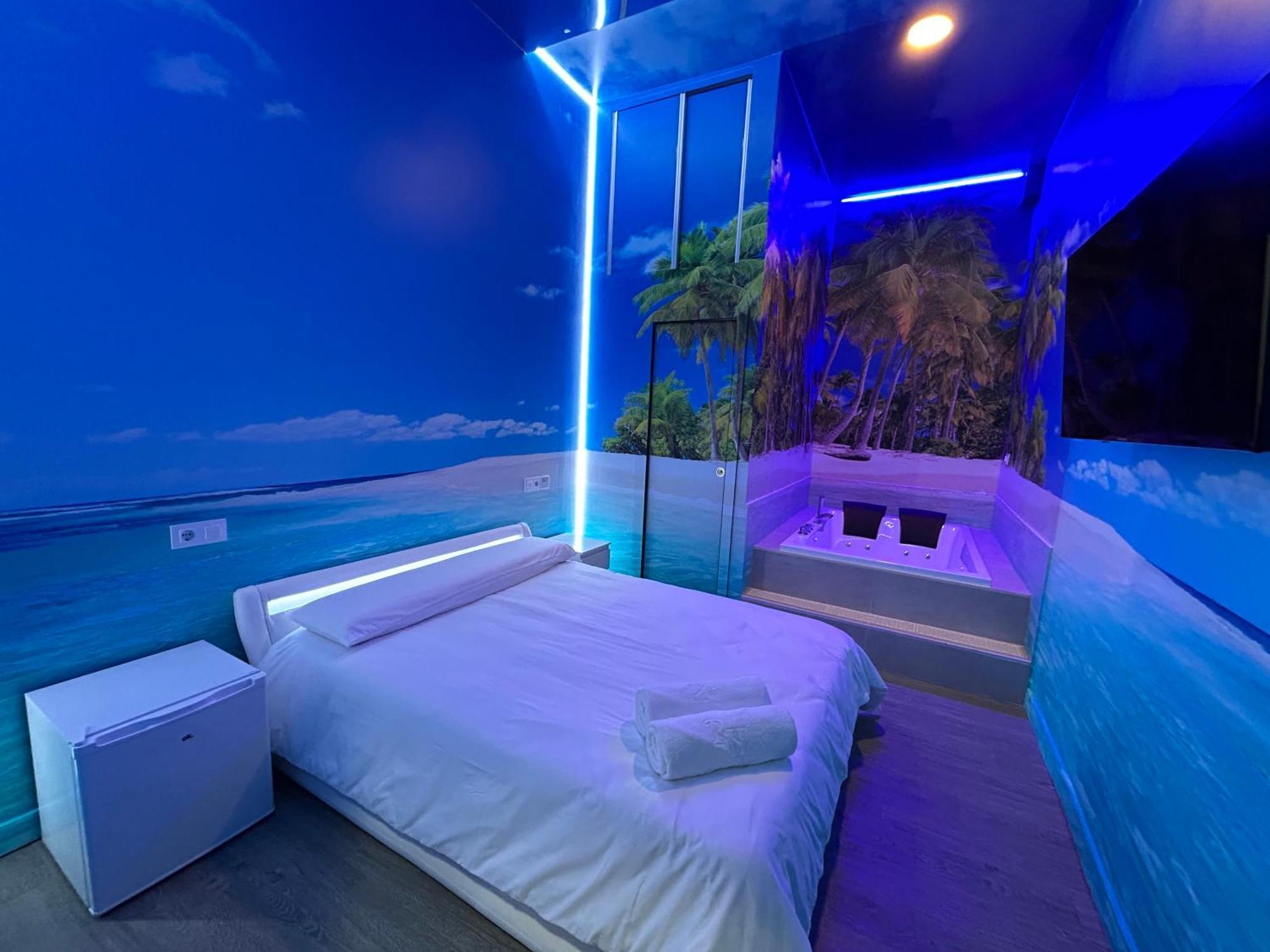 Habitacion Con Jacuzzi Y Bano Privado Madrid Exteriör bild